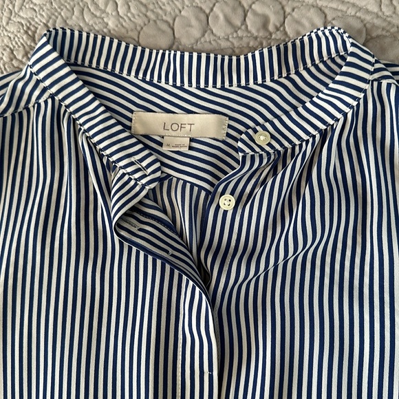 LOFT Button Down - Picture 2 of 4